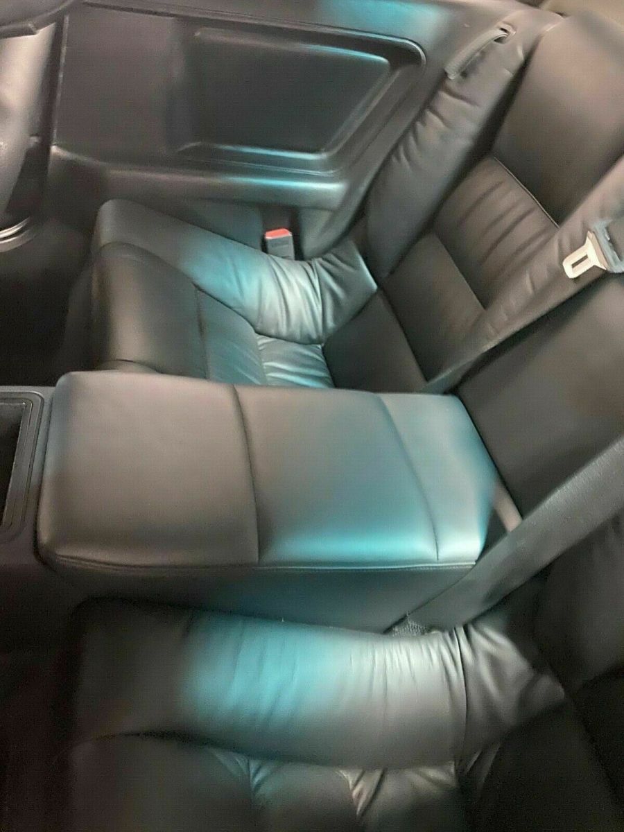 1993 Black BMW 8-Series Coupe