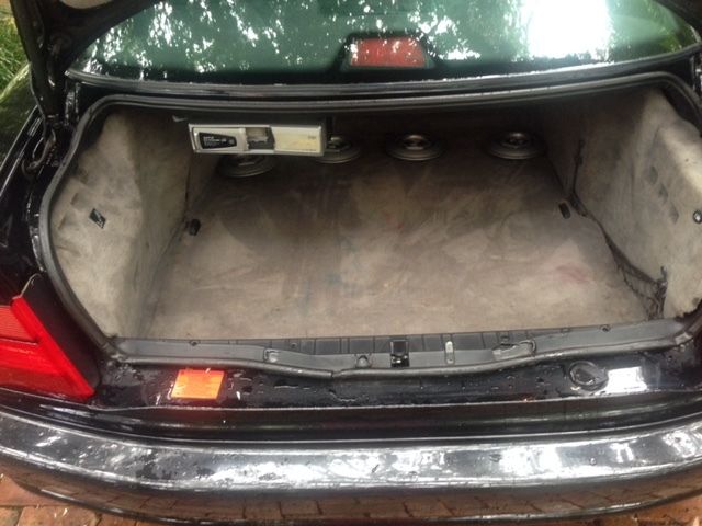 1993 BLACK BMW 8-Series Coupe