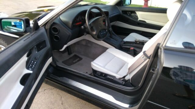 1993 Black BMW 8-Series Coupe