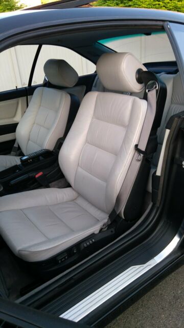 1993 Black BMW 8-Series Coupe