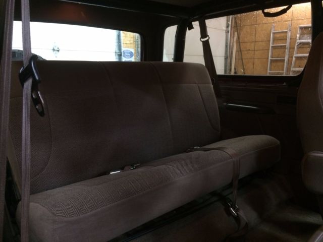 1993 Burgundy Ford Bronco SUV