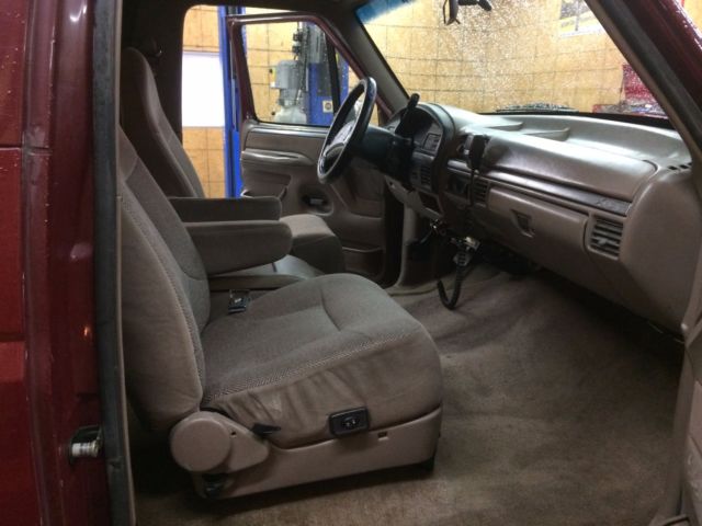 1993 Burgundy Ford Bronco SUV