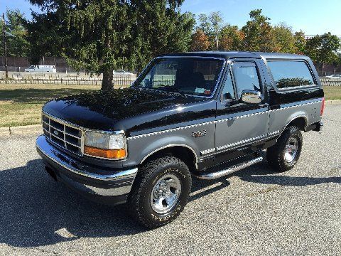 1993 Black Ford Bronco SUV