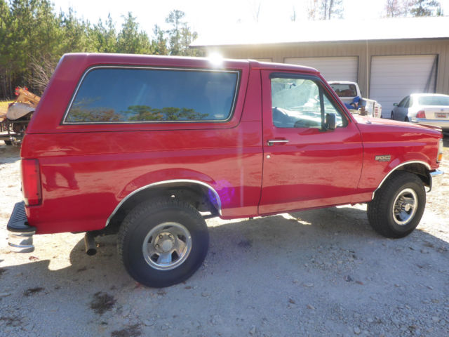 1993 Red Ford Bronco SUV