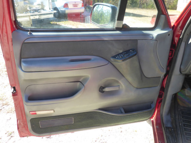 1993 Red Ford Bronco SUV