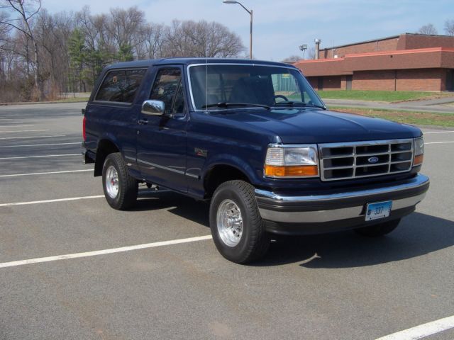 1993 White Ford Bronco