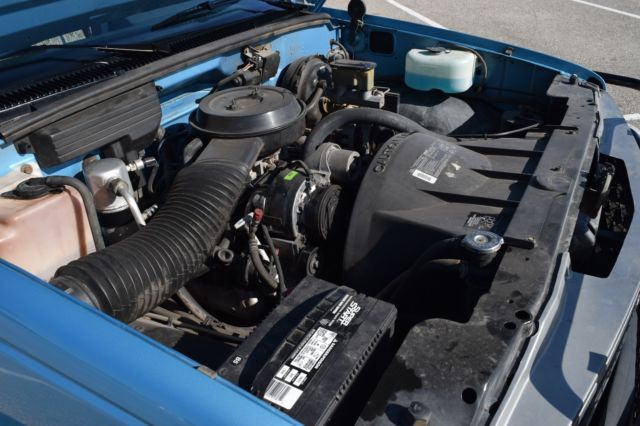 1993 Blue Chevrolet C/K Pickup 1500 Standard Cab Pickup