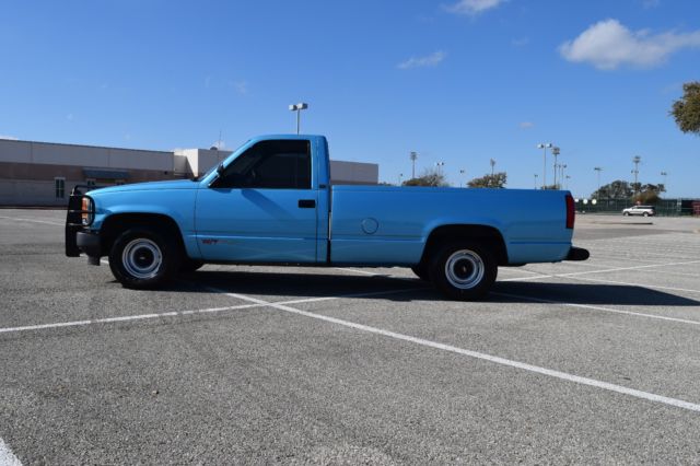 1993 Blue Chevrolet C/K Pickup 1500 Standard Cab Pickup