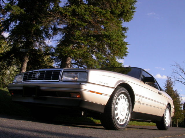 1993 Gold Cadillac Allante Convertible