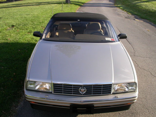 1993 Gold Cadillac Allante Convertible