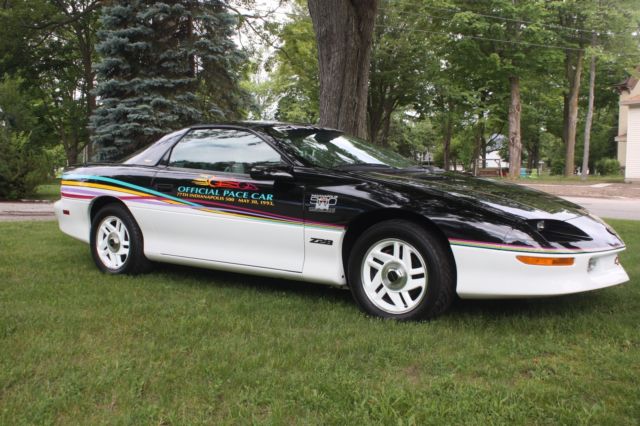 1993 Black Chevrolet Camaro Coupe