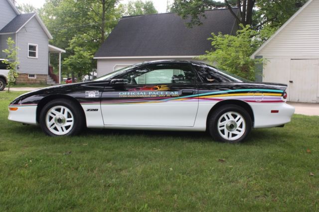 1993 Black Chevrolet Camaro Coupe