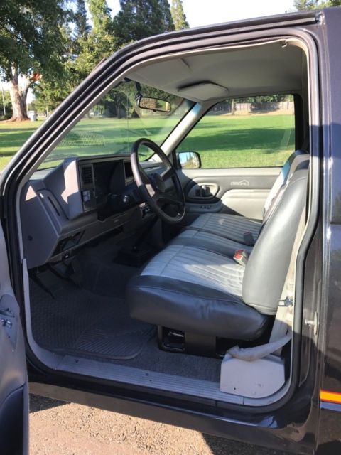 1993 Gray Chevrolet C/K Pickup 1500 Standard Cab Pickup