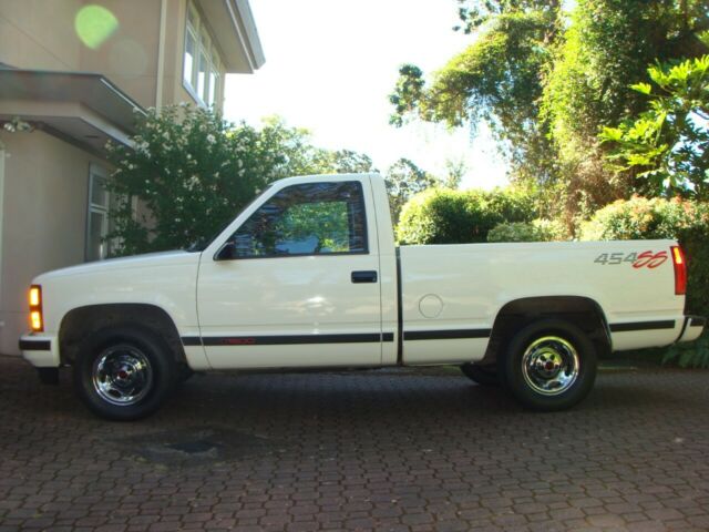 1993 White Chevrolet C/K Pickup 1500 TRUCK