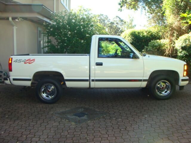 1993 White Chevrolet C/K Pickup 1500 TRUCK