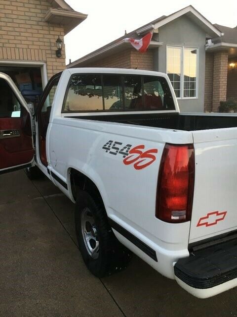 1993 White Chevrolet C/K Pickup 1500 TRUCK