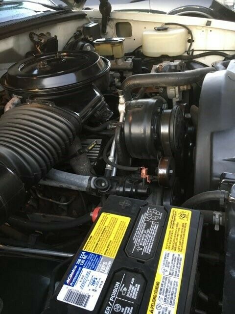 1993 White Chevrolet C/K Pickup 1500 TRUCK