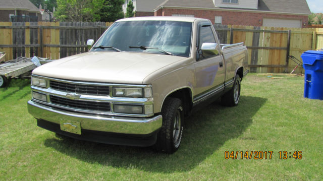1993 Gold Chevrolet Other Pickups
