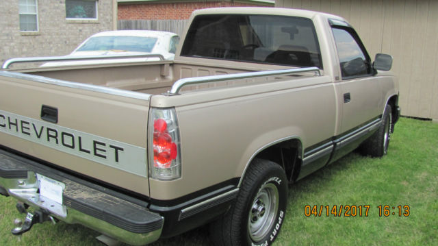 1993 Gold Chevrolet Other Pickups