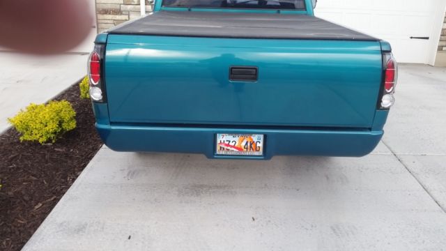 1993 GREEN Chevrolet C/K Pickup 1500 Standard Cab Pickup