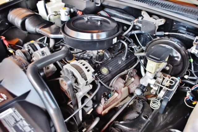 1993 Blue Chevrolet C/K Pickup 1500 Standard Cab Pickup