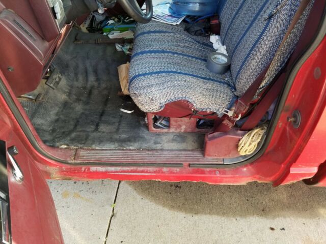 1993 Red Chevrolet C/K Pickup 1500 Standard Cab Pickup