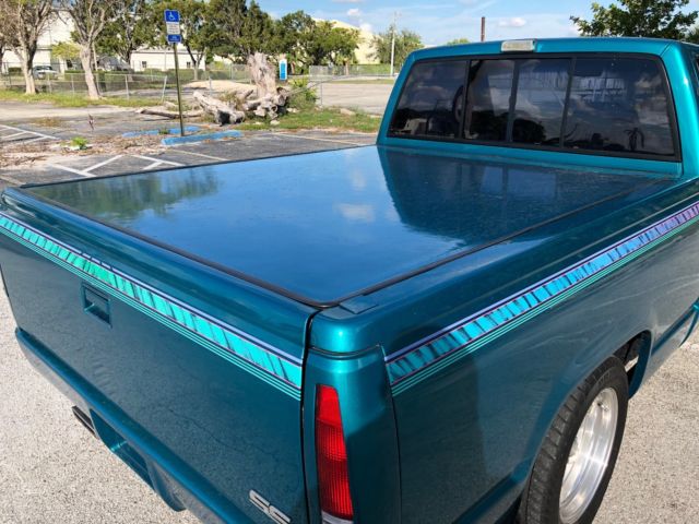 1993 Blue Chevrolet Other Pickups Standard Cab Pickup