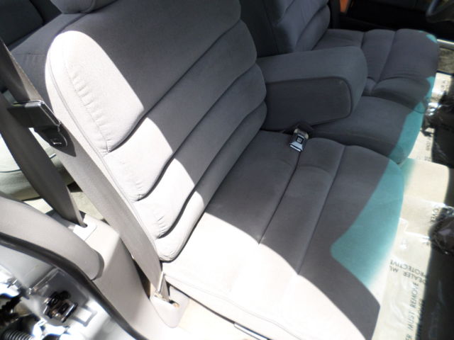 19930000 Silver Chevrolet Capriceold Sedan