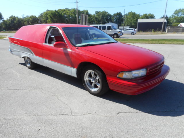 1993 Red Chevrolet Capriceold Wagon