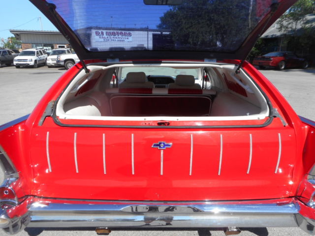 1993 Red Chevrolet Capriceold Wagon