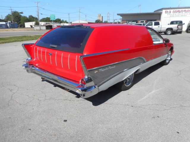 1993 Red Chevrolet Capriceold Wagon