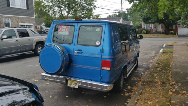 1993 Blue Chevrolet G20 Van Van Camper