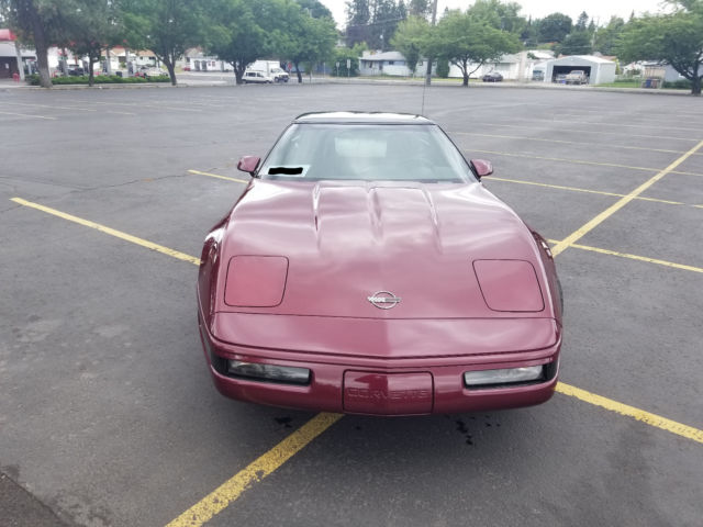 1993 Maroon Chevrolet Corvette Coupe