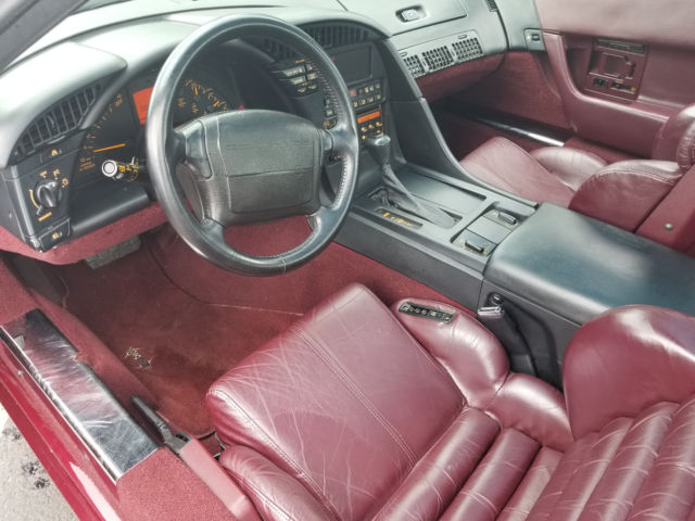 1993 Maroon Chevrolet Corvette Coupe