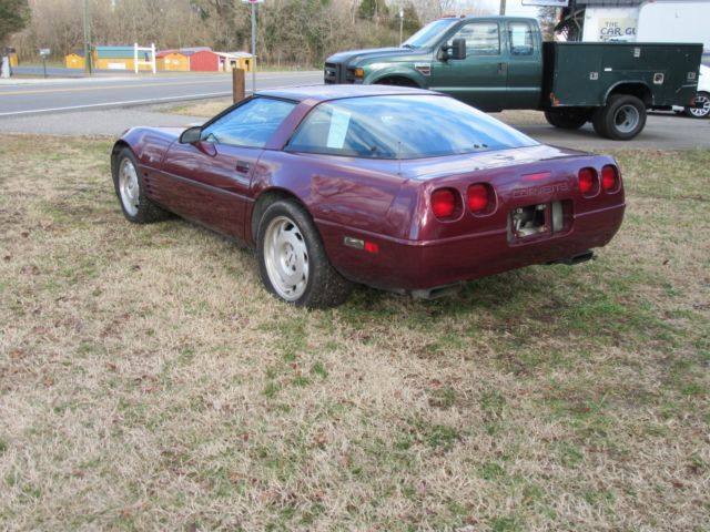 1993 Burgandy Chevrolet Corvette Coupe