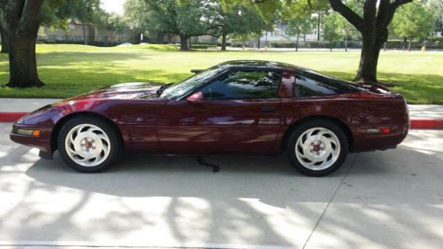 1993 Burgundy Chevrolet Corvette Coupe