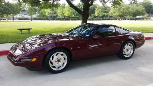 1993 Burgundy Chevrolet Corvette Coupe