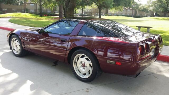 1993 Burgundy Chevrolet Corvette Coupe