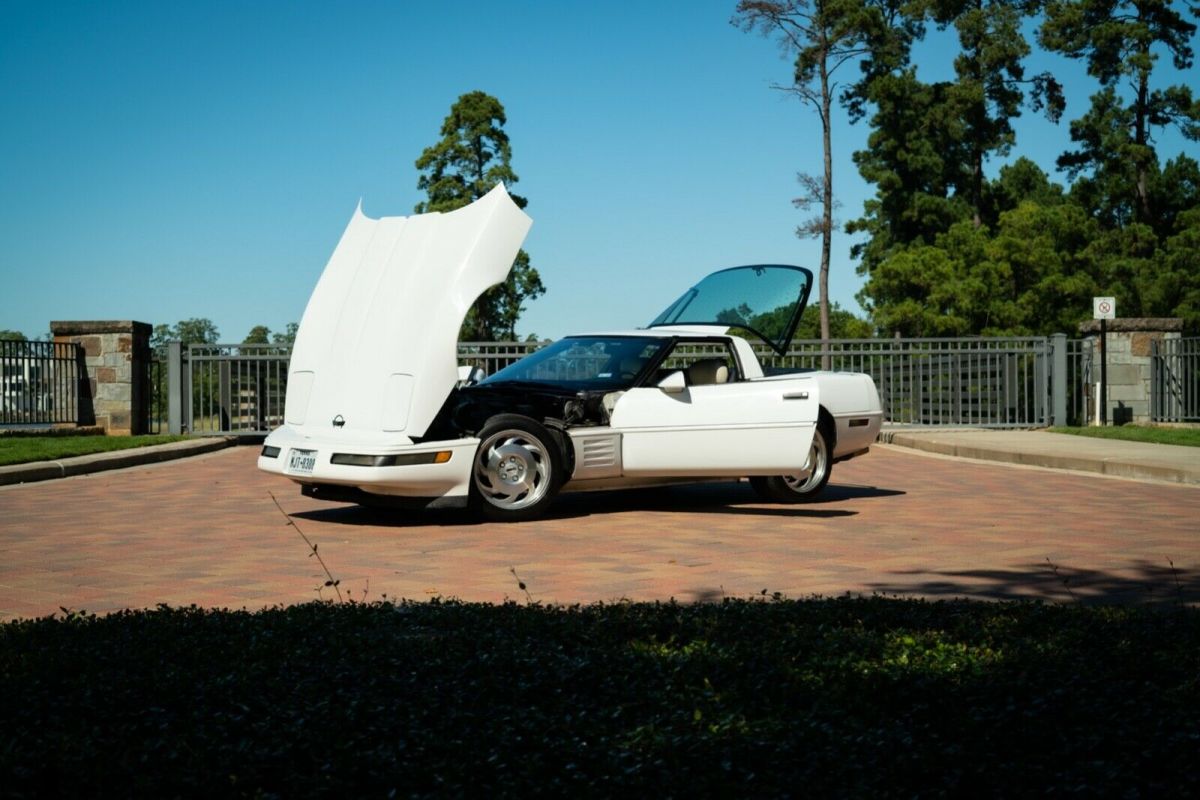 1993 Green Chevrolet Corvette Coupe