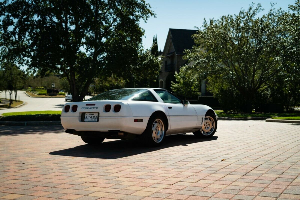 1993 Green Chevrolet Corvette Coupe