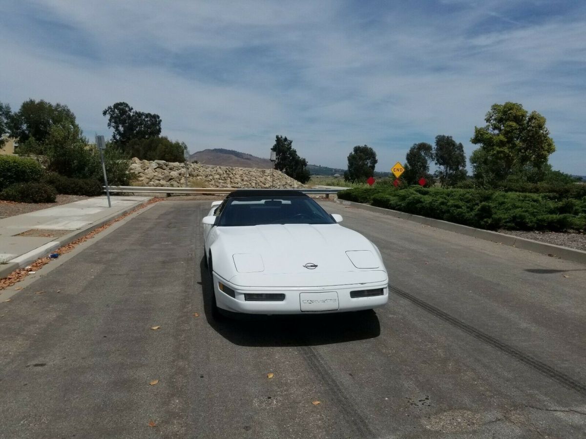 1993 White Chevrolet Corvette Convertible