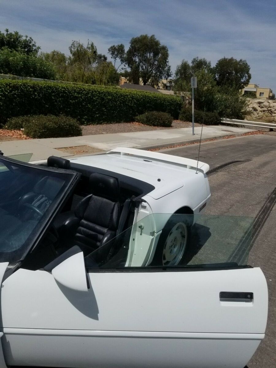 1993 White Chevrolet Corvette Convertible
