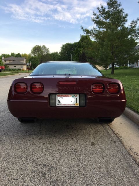 1993 ruby red Chevrolet Corvette Coupe