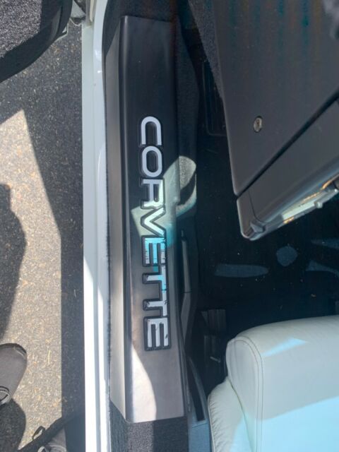 1993 White Chevrolet Corvette Coupe