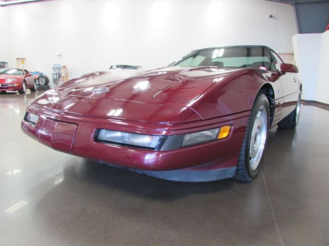1993 MAROON Chevrolet Corvette --