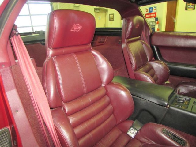 1993 MAROON Chevrolet Corvette --