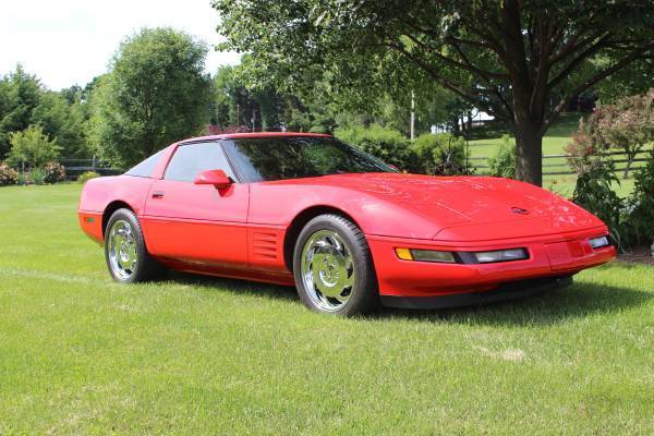 1993 Red Chevrolet Corvette Coupe