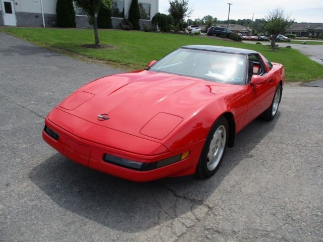 1993 Red Chevrolet Corvette Coupe
