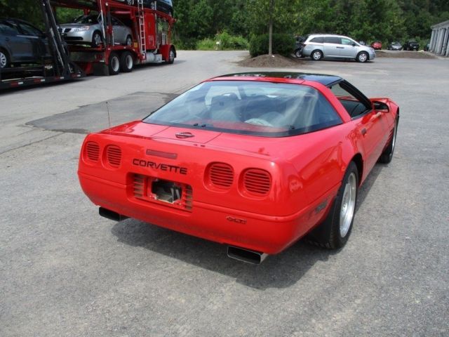 1993 Red Chevrolet Corvette Coupe