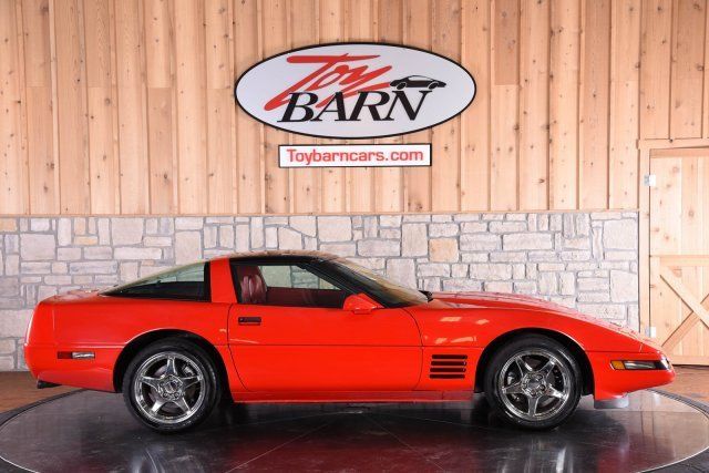 1993 Red Chevrolet Corvette --